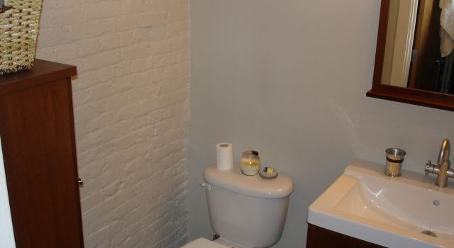 トイレつまり突然のトラブルを防ぐための家庭でできる予防と対応策