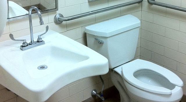 台所の清潔が家族を守る日常と点検で快適に保つ水回り管理術 台所の清潔が家族を守る日常と点検で快適に保つ水回り管理術