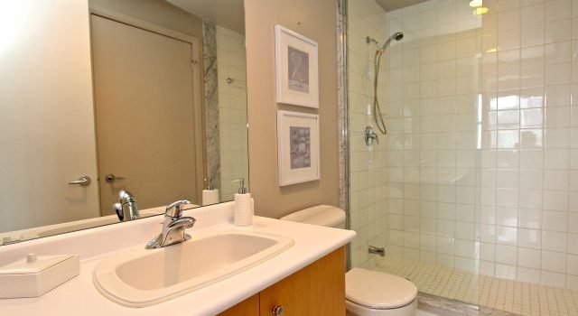 トイレつまりが招く生活トラブルとその予防快適な水回りを守るための知恵